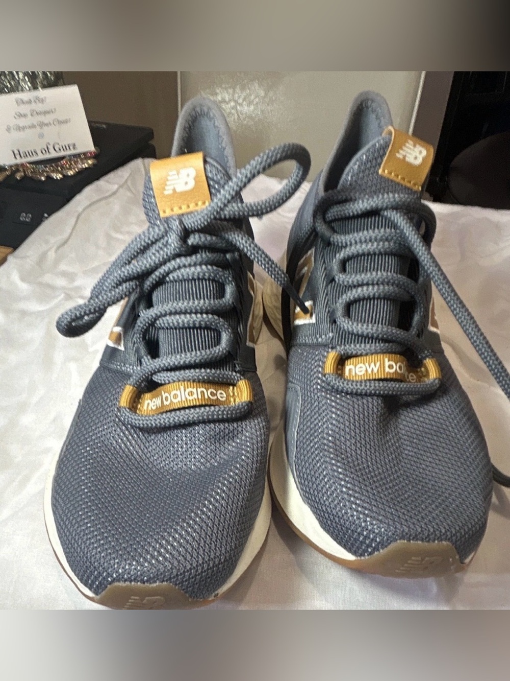 New Balance Fresh Foam Roav Men's Gray Low Top Mesh Lace~Up Sneaker 
MROAVBO:8.5